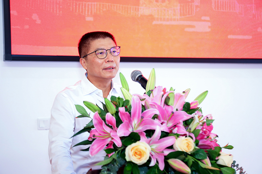 3、展覽的主辦方代表廈門市文旅局黨組成員、二級巡視員 葉細(xì)致為展覽開幕式致辭.JPG